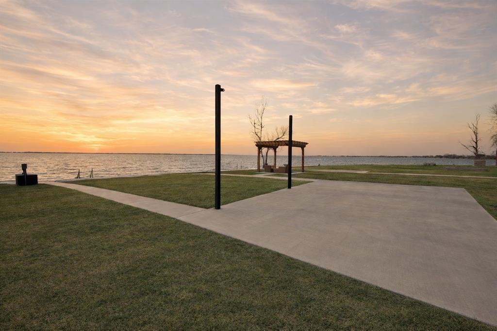 6454 Peninsula Road Kerens, TX 75144 - Photo 12 of 40 a view of a street with an ocean view