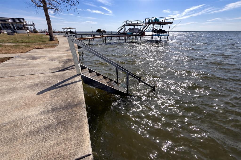 6454 Peninsula Road Kerens, TX 75144 - Photo 19 of 40