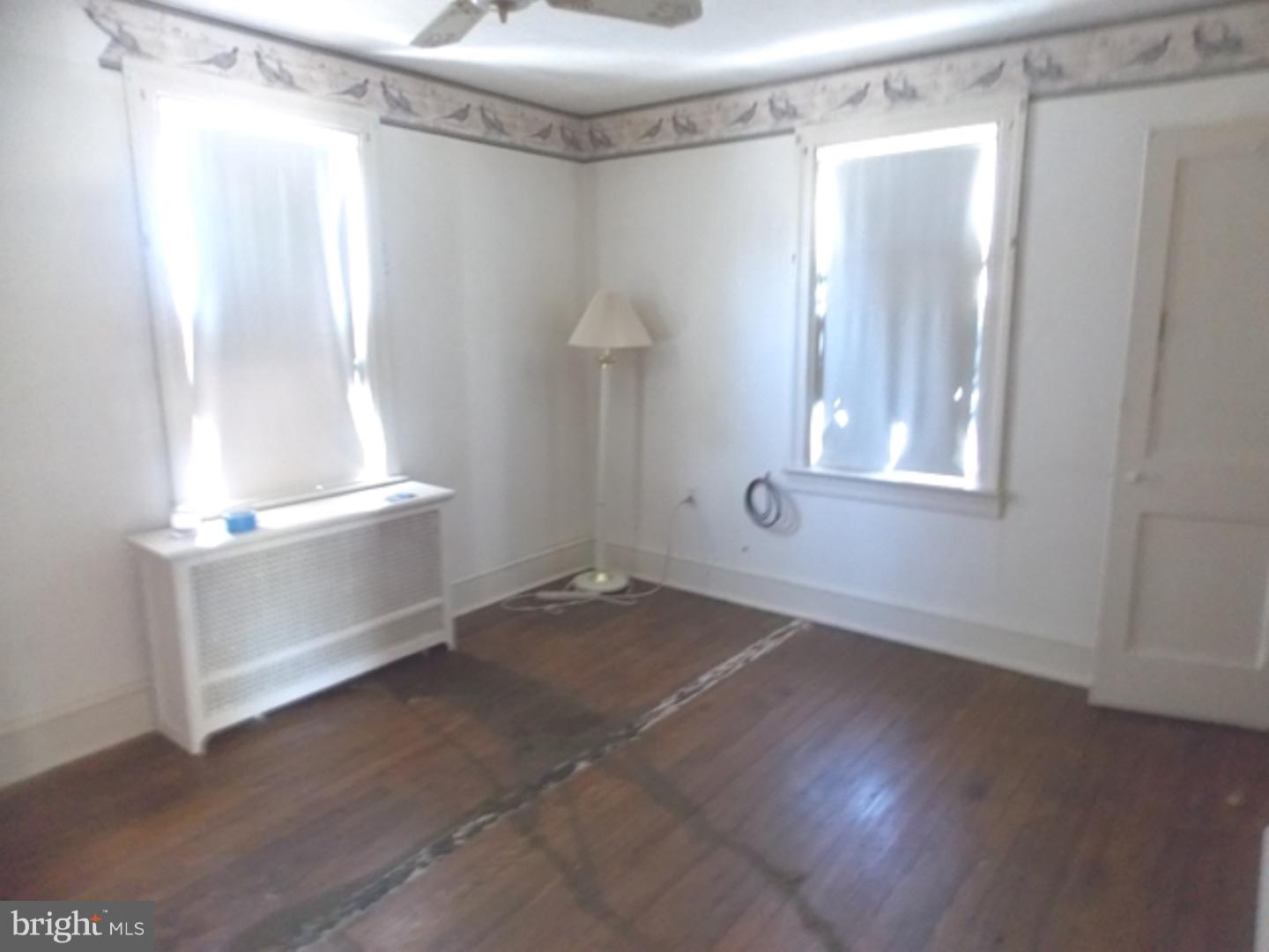 34 South Forklanding Road Maple Shade, NJ 08052 - Photo 8 of 15