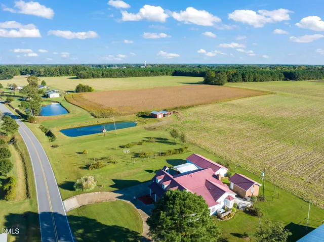 $650,000 | 401 Allens Crossroads Road, Four Oaks, NC 27524