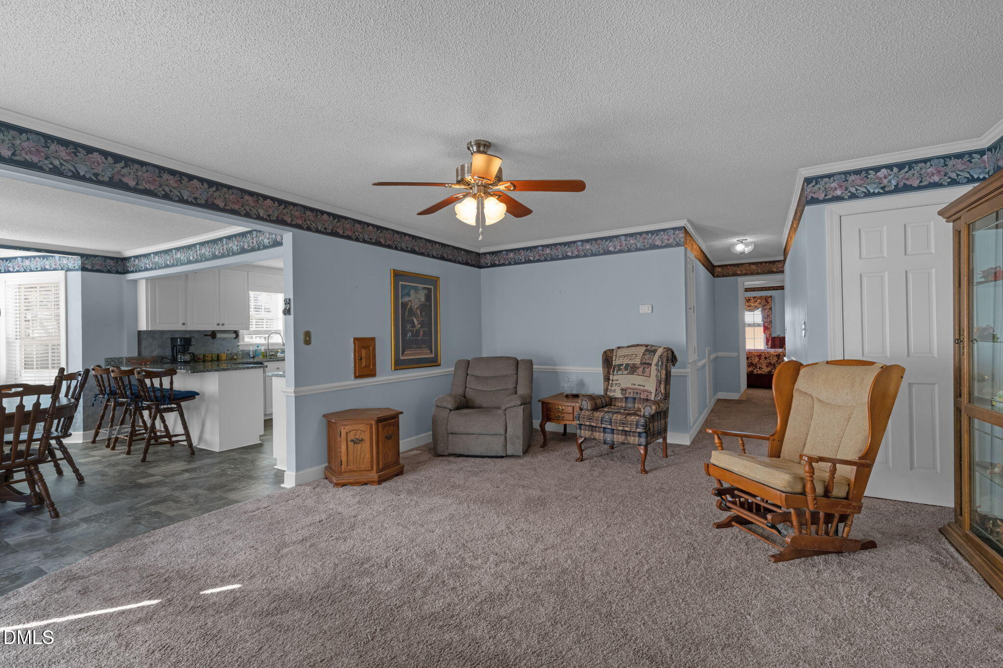 401 Allens Crossroads Road Four Oaks, NC 27524 - Photo 6 of 64 Living room