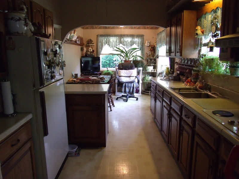 708 Grayson Road Eldorado, IL 62930 - Photo 13 of 19 Gallery Image 13