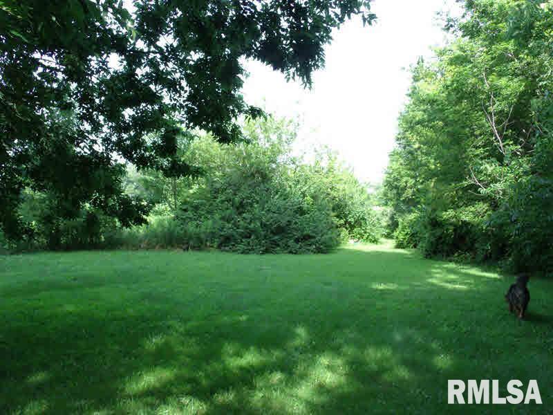 708 Grayson Road Eldorado, IL 62930 - Photo 16 of 19 Gallery Image 16