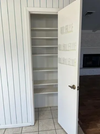 $220,000 | 208 North Shore Drive, Brady, TX 76825