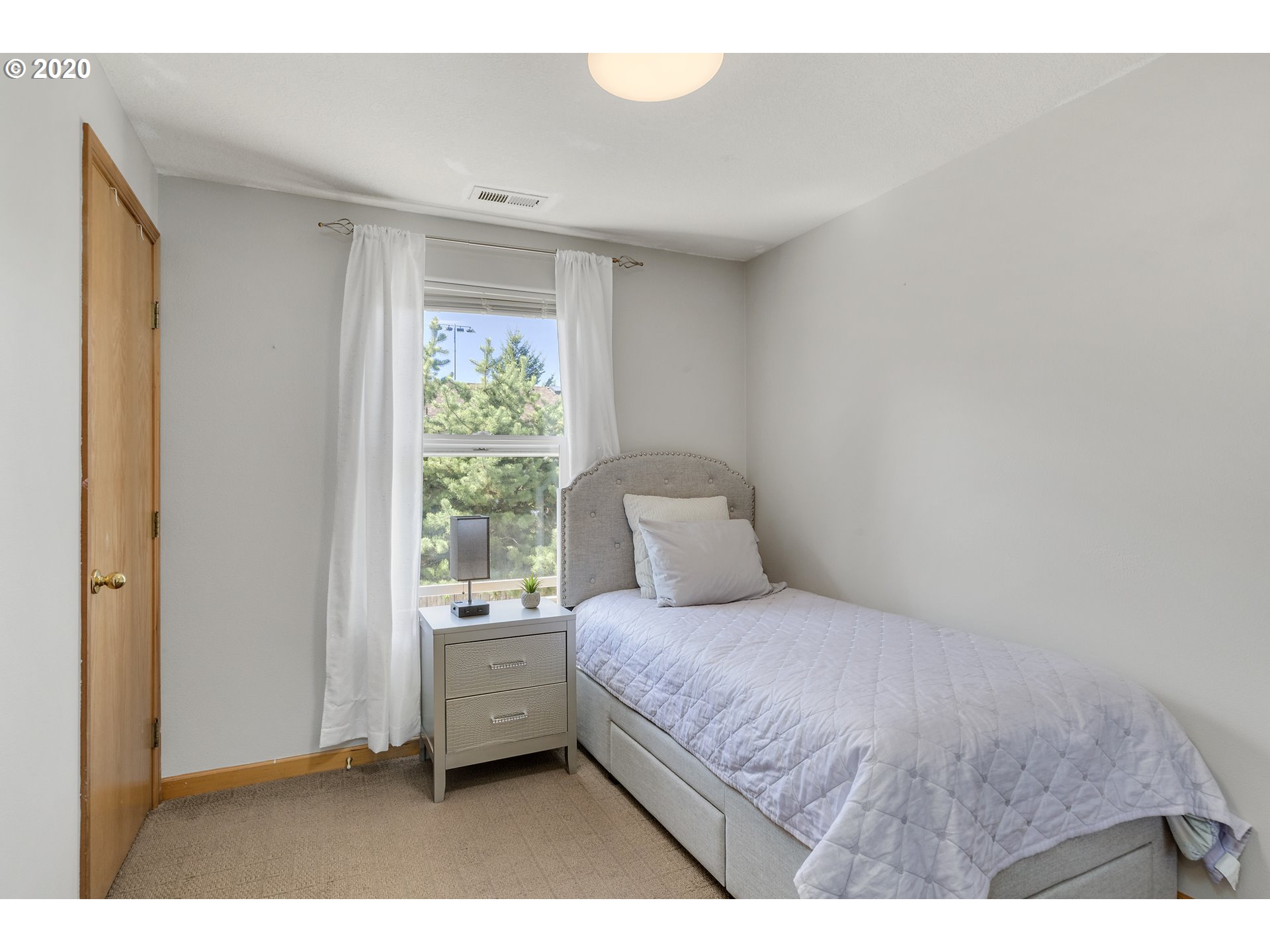 1131 Southwest Ivory Loop Gresham, OR 97080 - Photo 21 of 29