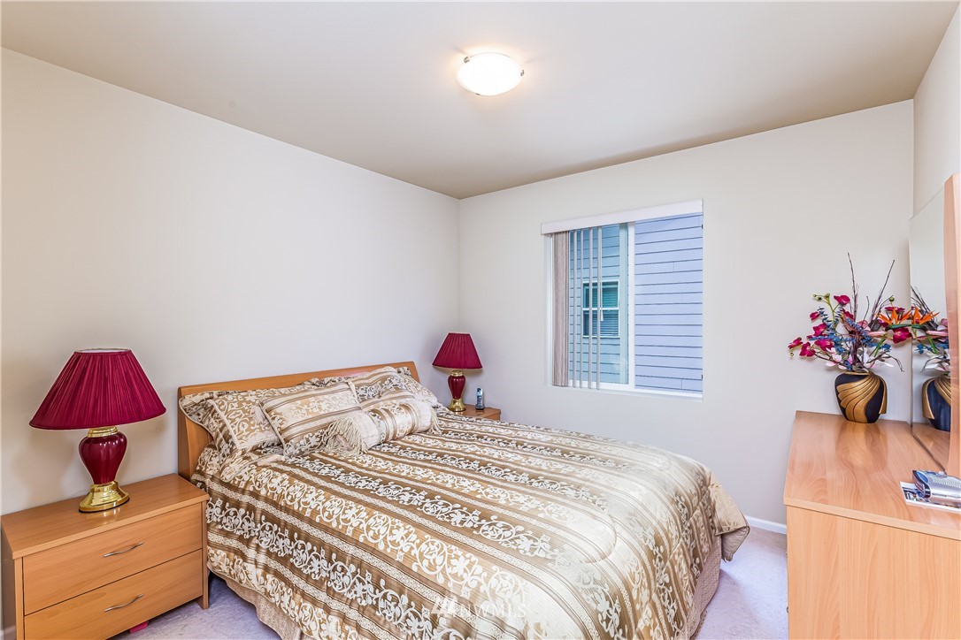 1817 Northeast 21st Street Renton, WA 98056 - Photo 15 of 25
