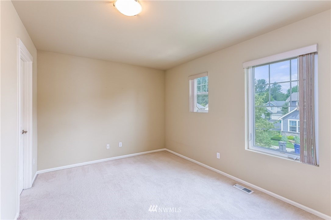 1817 Northeast 21st Street Renton, WA 98056 - Photo 20 of 25