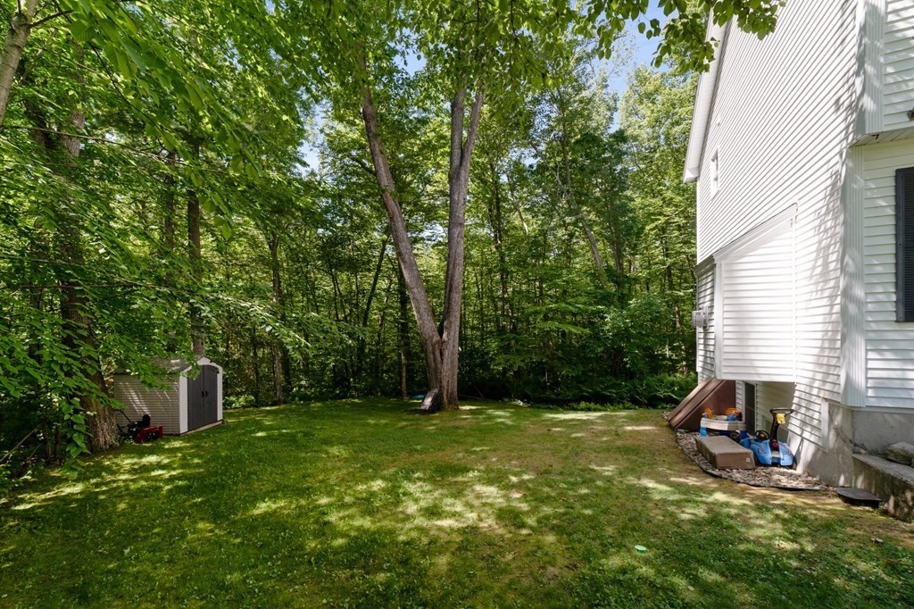 83 Autumn Road Dracut, MA 01826 - Photo 24 of 24