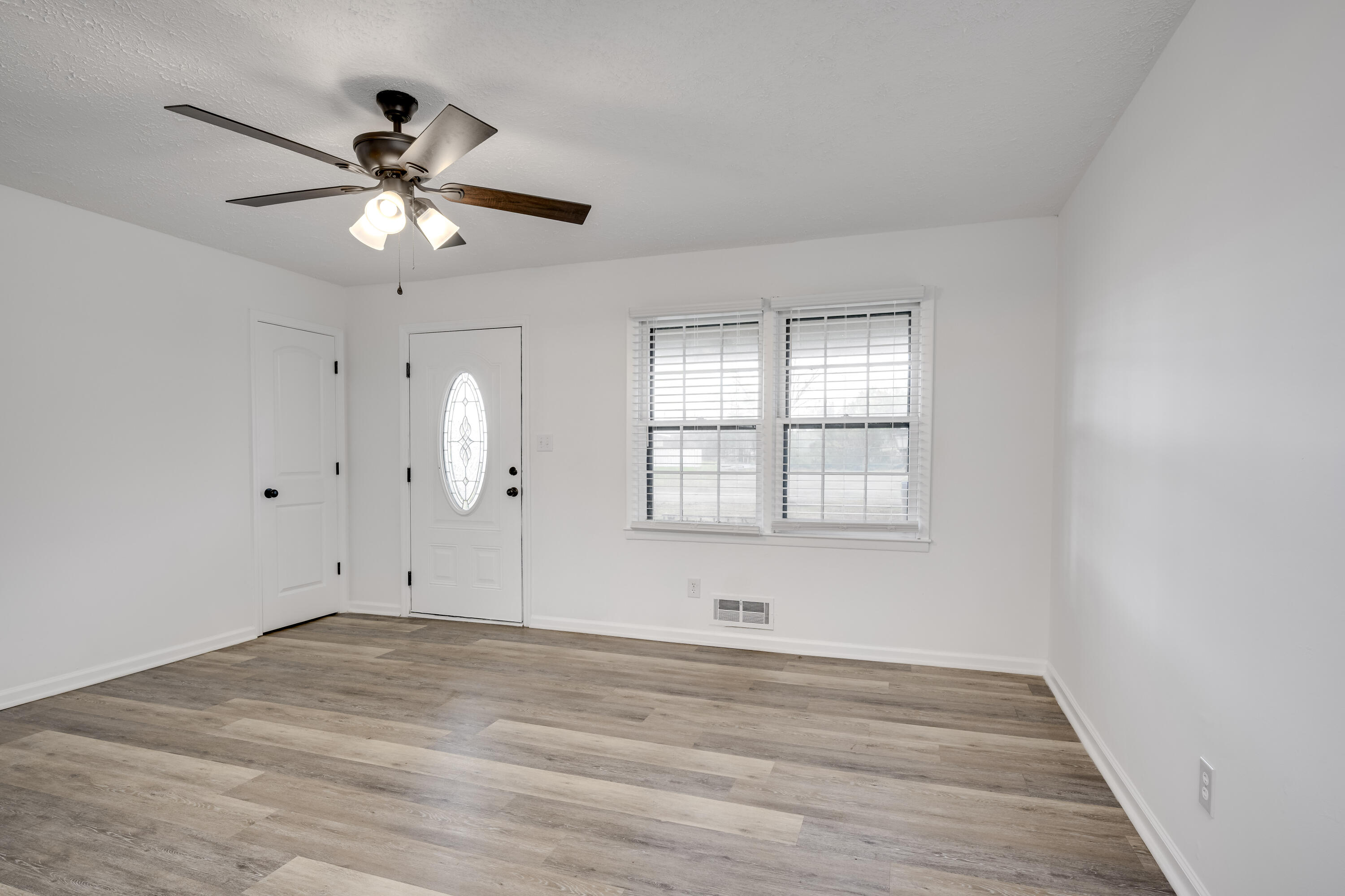 216 Weldon Road Martinez, GA 30907 - Photo 5 of 29 05-005-