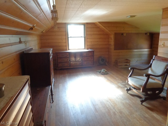 4624 Hillside Road Independence, OH 44131 - Photo 17 of 27 Dormer