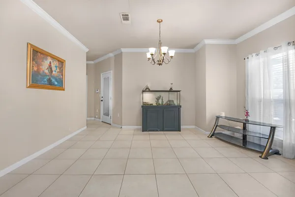 a view of livingroom with furniture