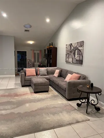 $2,450 | 3212 Anthony Circle South, Unit 3212, West Palm Beach, FL 33417