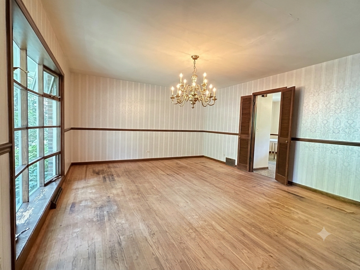 1009 Anne Road Naperville, IL 60540 - Photo 6 of 28