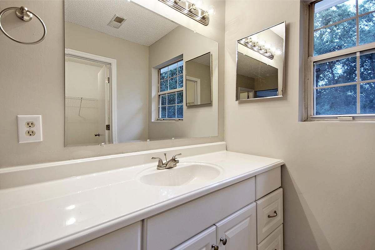 1124 Crystal Road Mount Pleasant, SC 29466 - Photo 23 of 34 CREM_1124 Crystal_003
