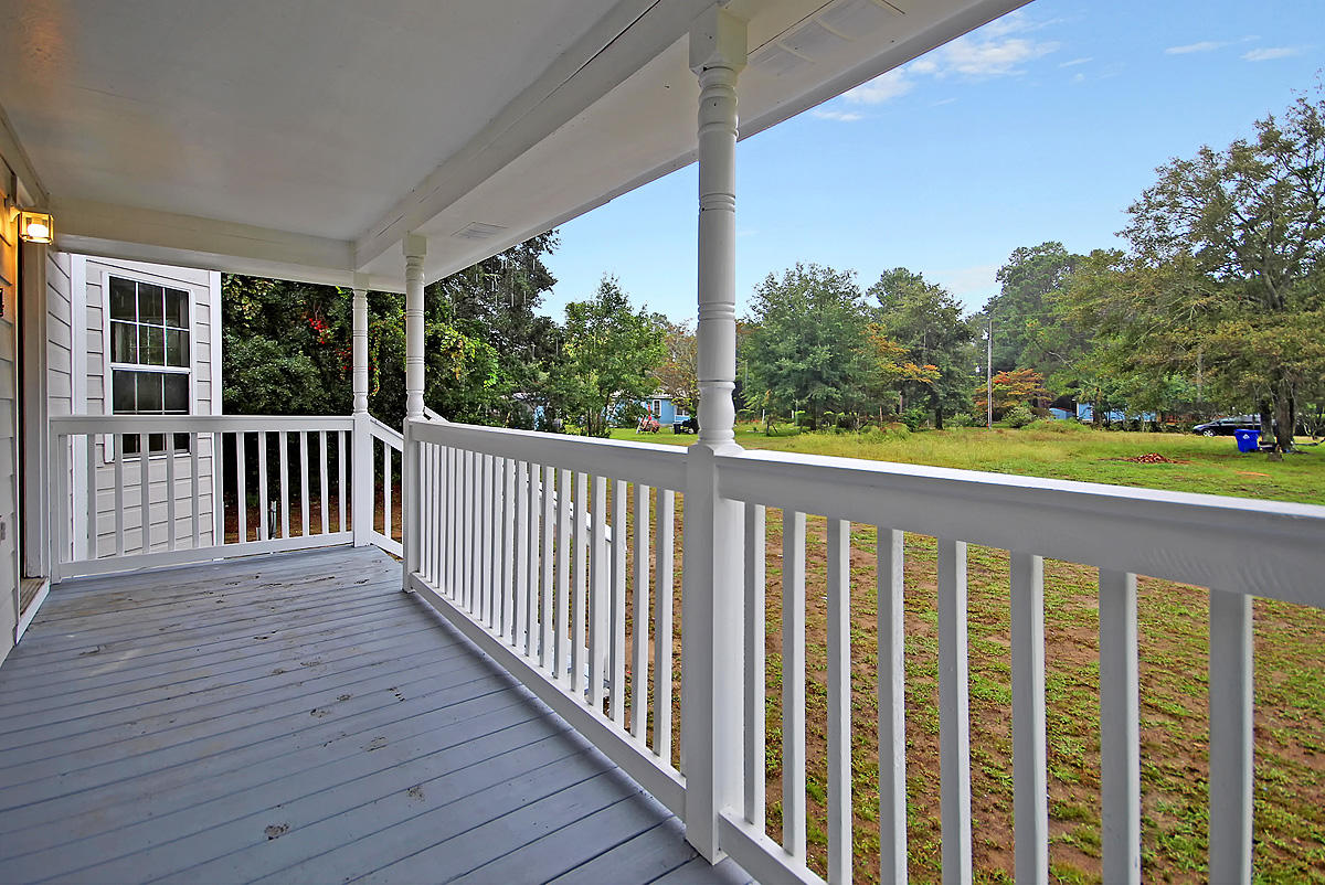 1124 Crystal Road Mount Pleasant, SC 29466 - Photo 4 of 34 CREM_1124 Crystal_024