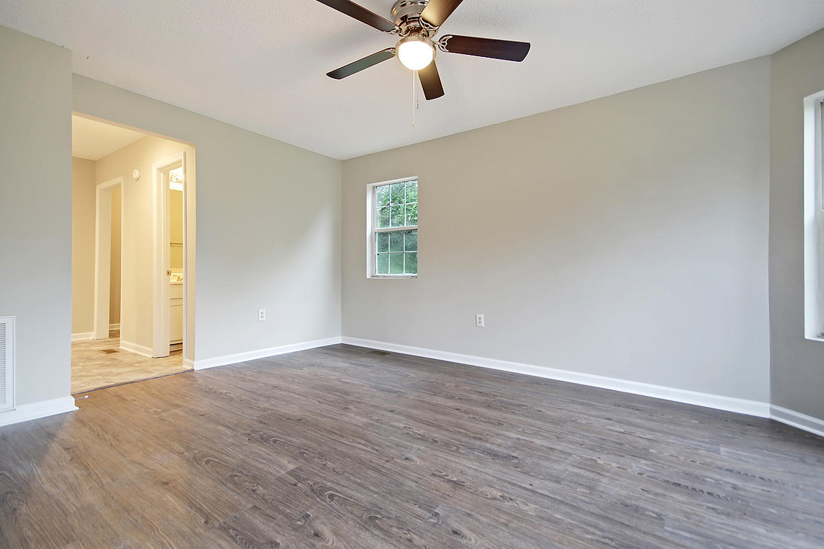 1124 Crystal Road Mount Pleasant, SC 29466 - Photo 6 of 34 CREM_1124 Crystal_021