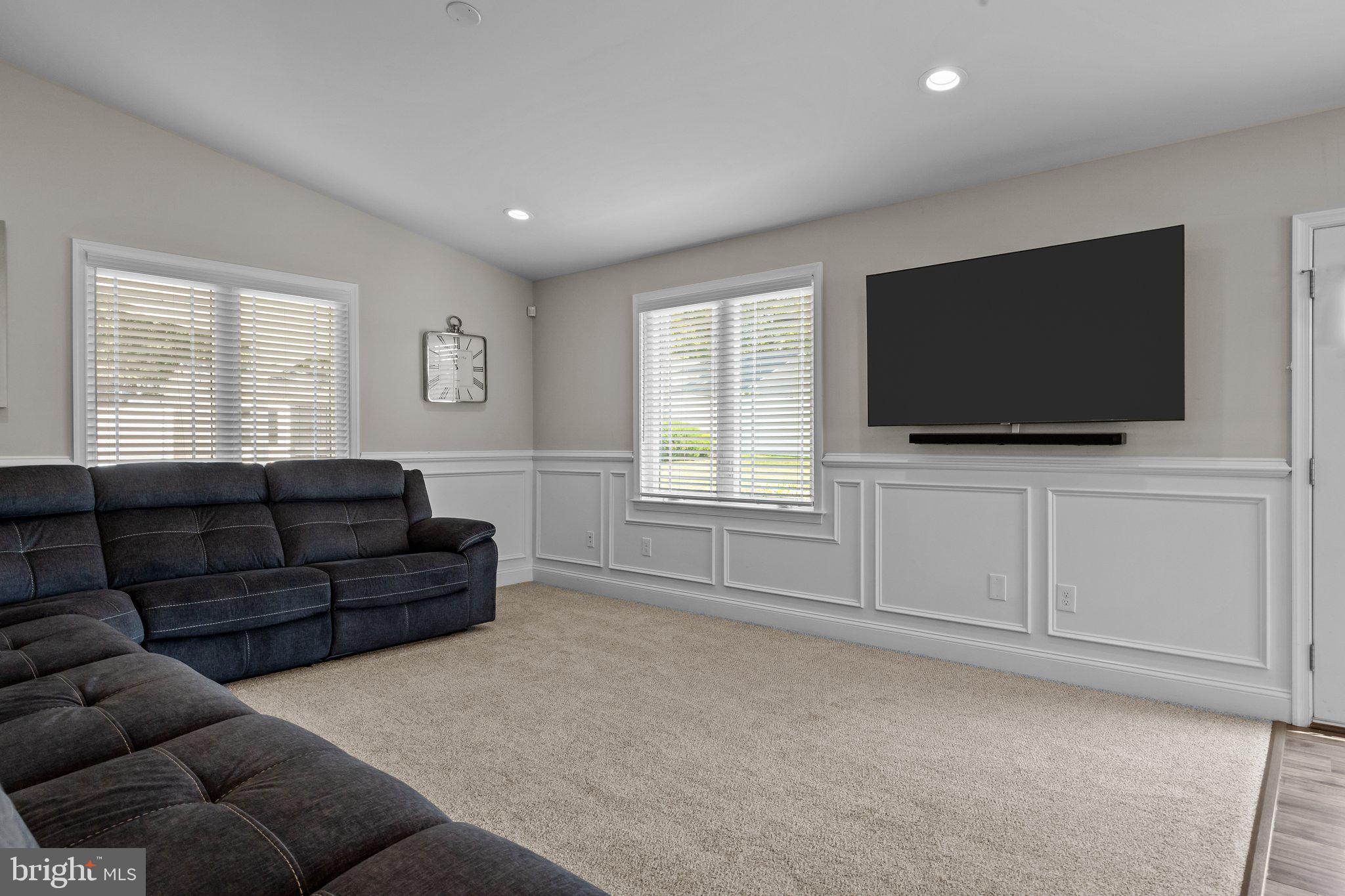 18 Fountain Road Levittown, PA 19056 - Photo 14 of 57