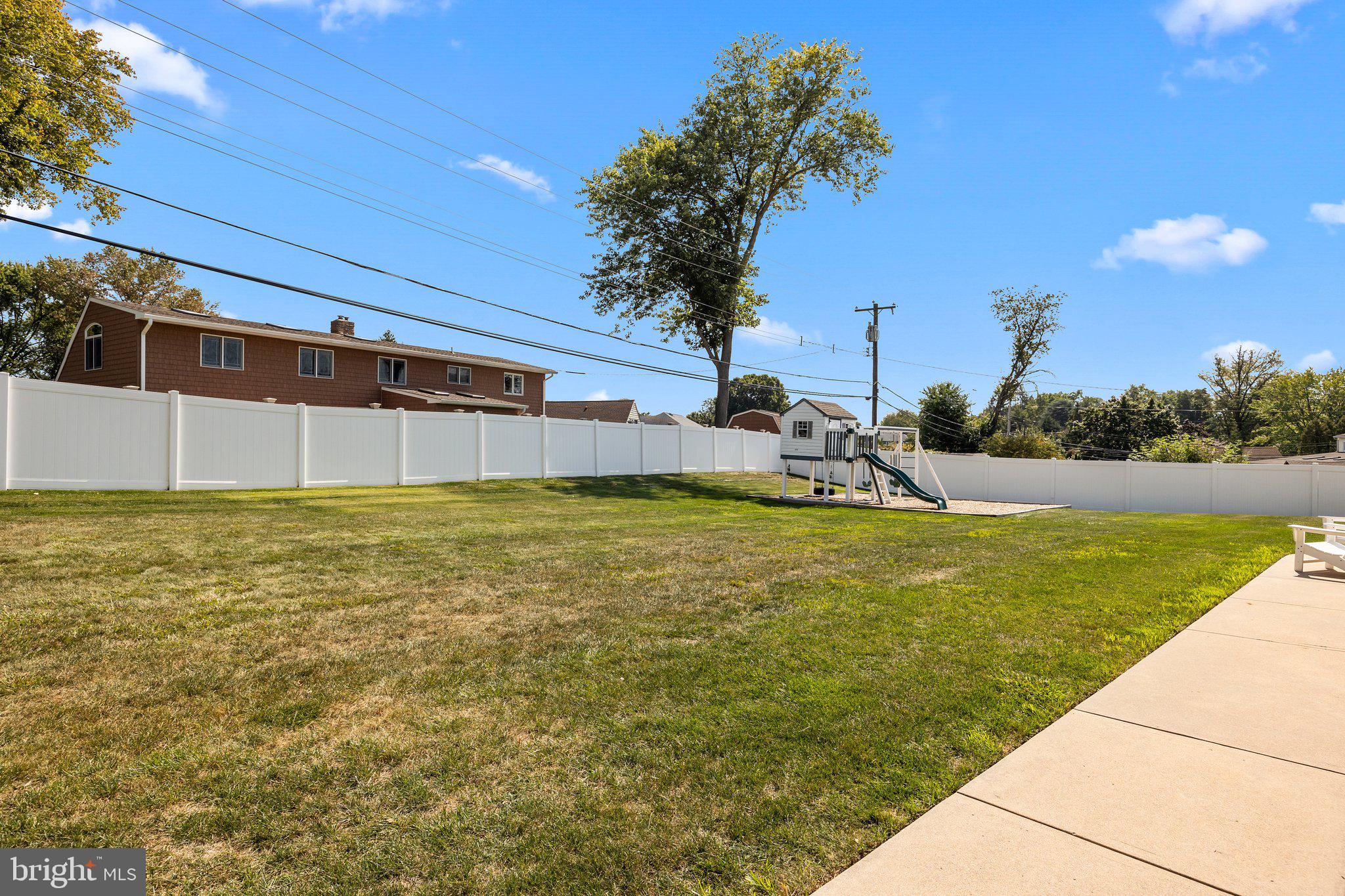 18 Fountain Road Levittown, PA 19056 - Photo 49 of 57