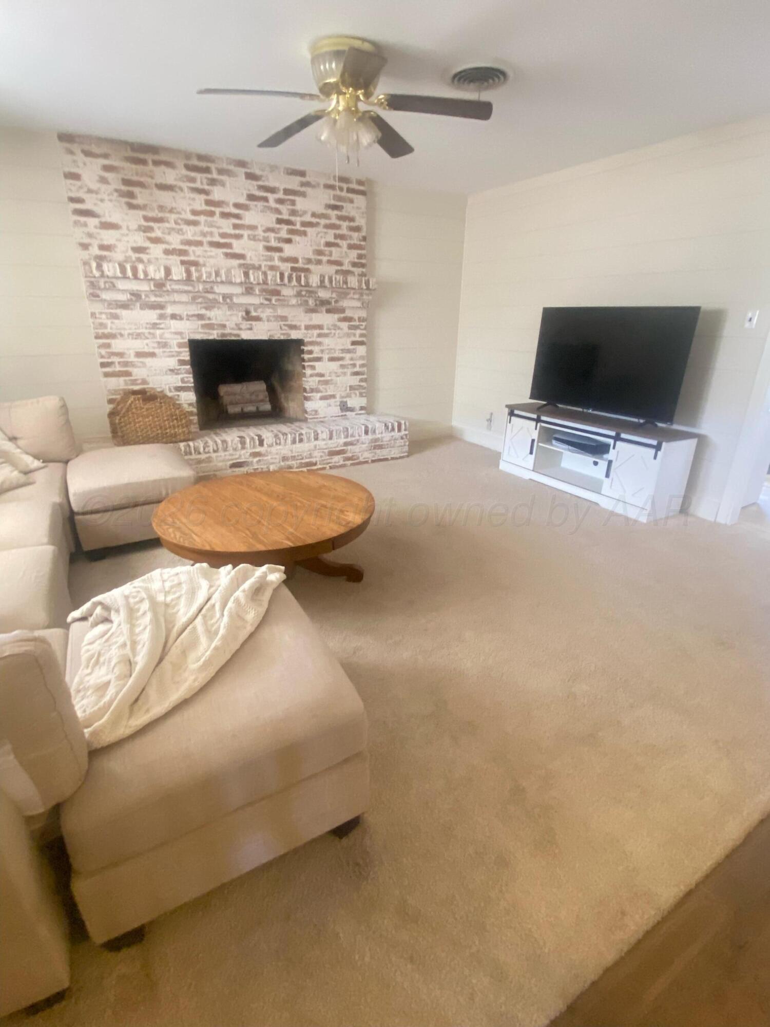 102 Tech Street Borger, TX 79007 - Photo 11 of 29 IMG_5646