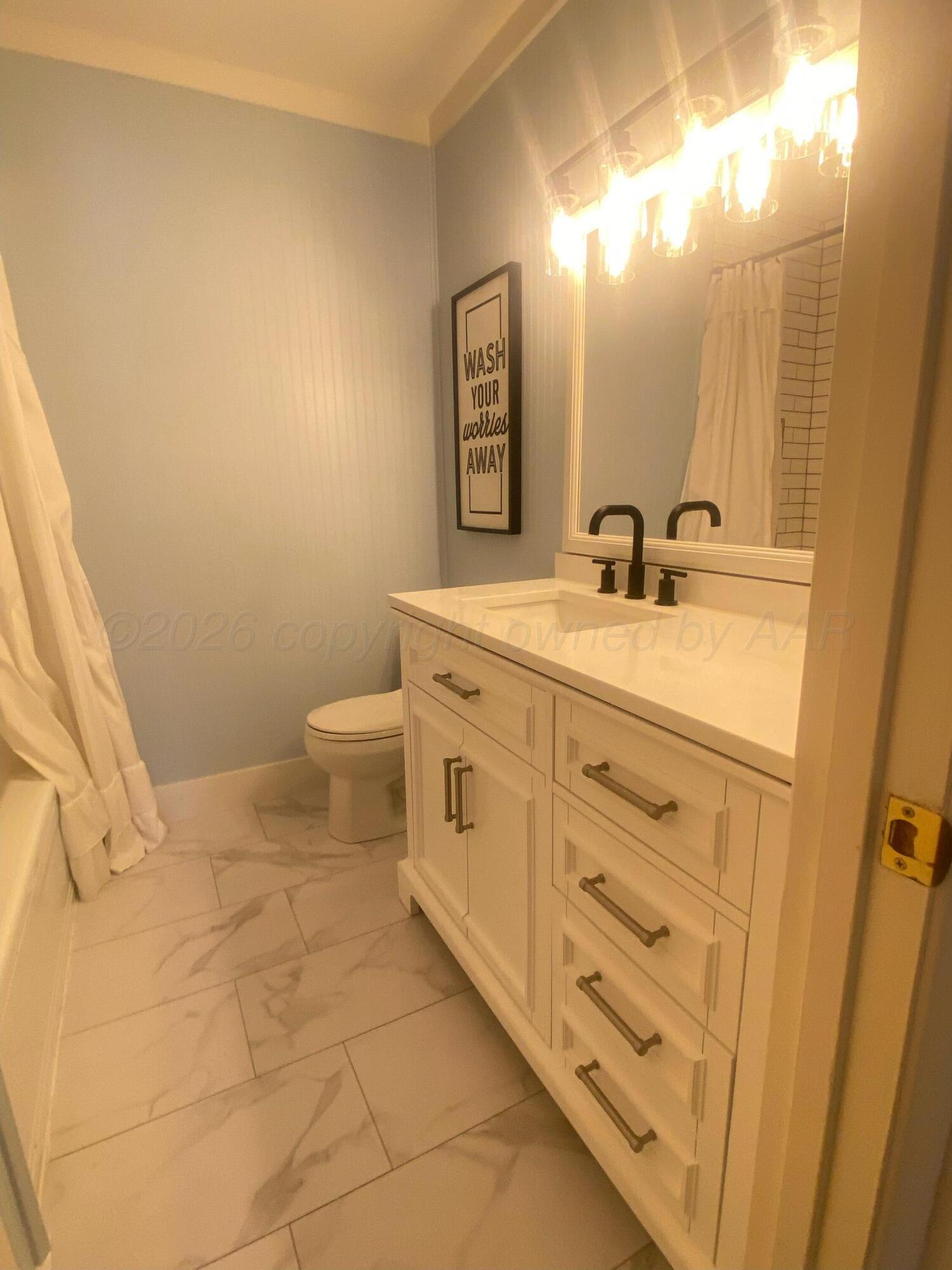 102 Tech Street Borger, TX 79007 - Photo 6 of 29 IMG_5630