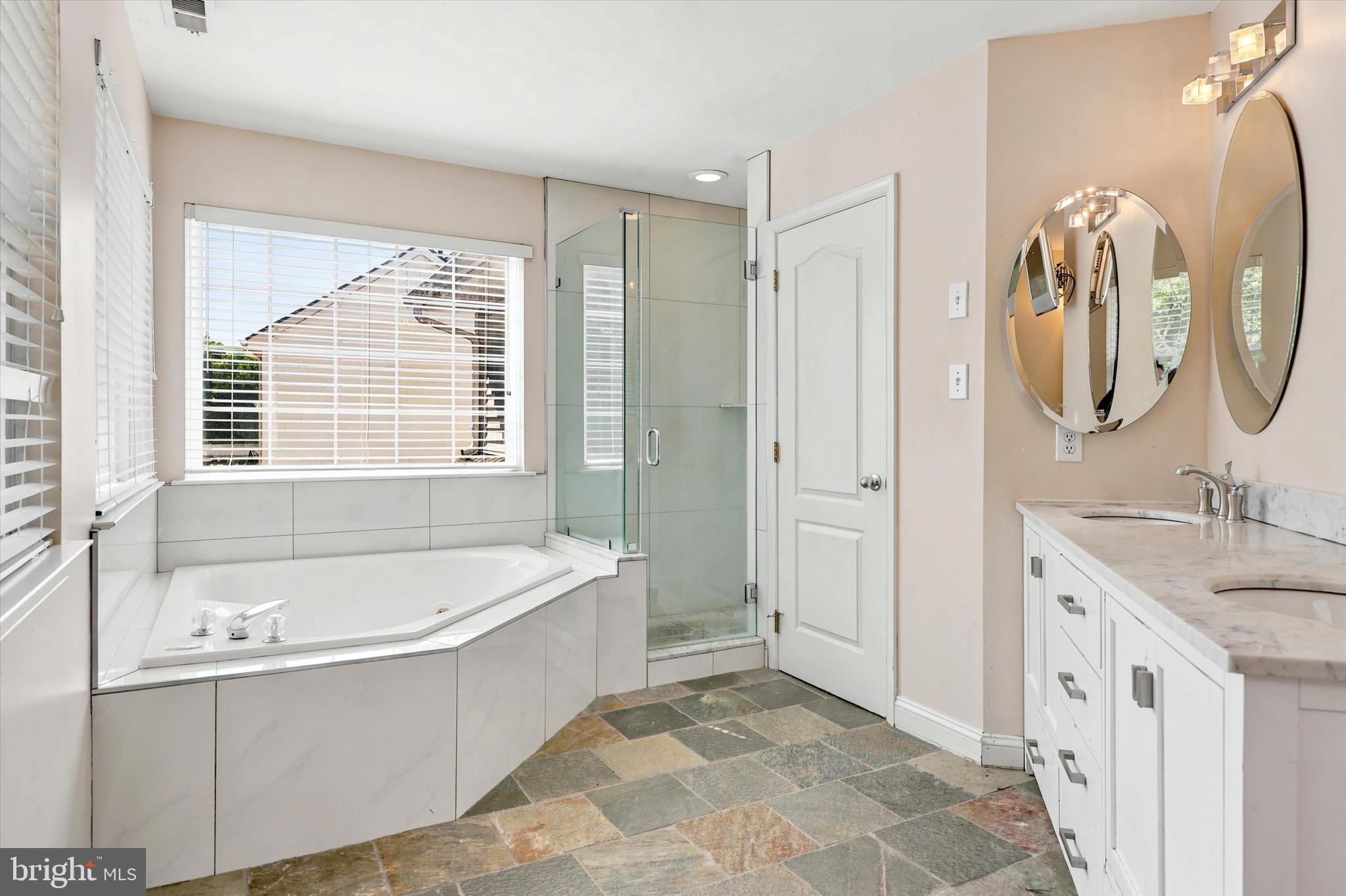 5 Farmingham Drive Sewell, NJ 08080 - Photo 24 of 36