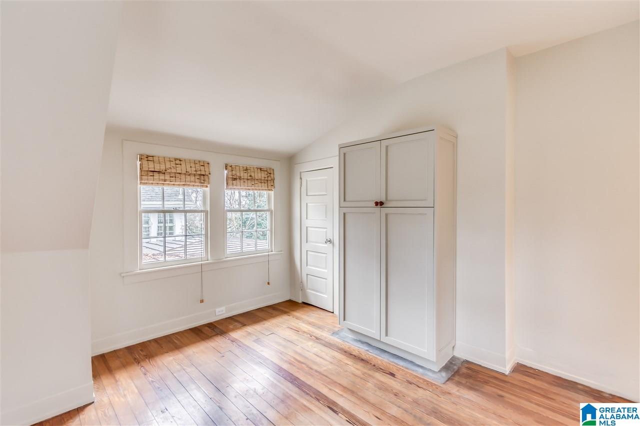 2426 Henrietta Road Birmingham, AL 35223 - Photo 35 of 43