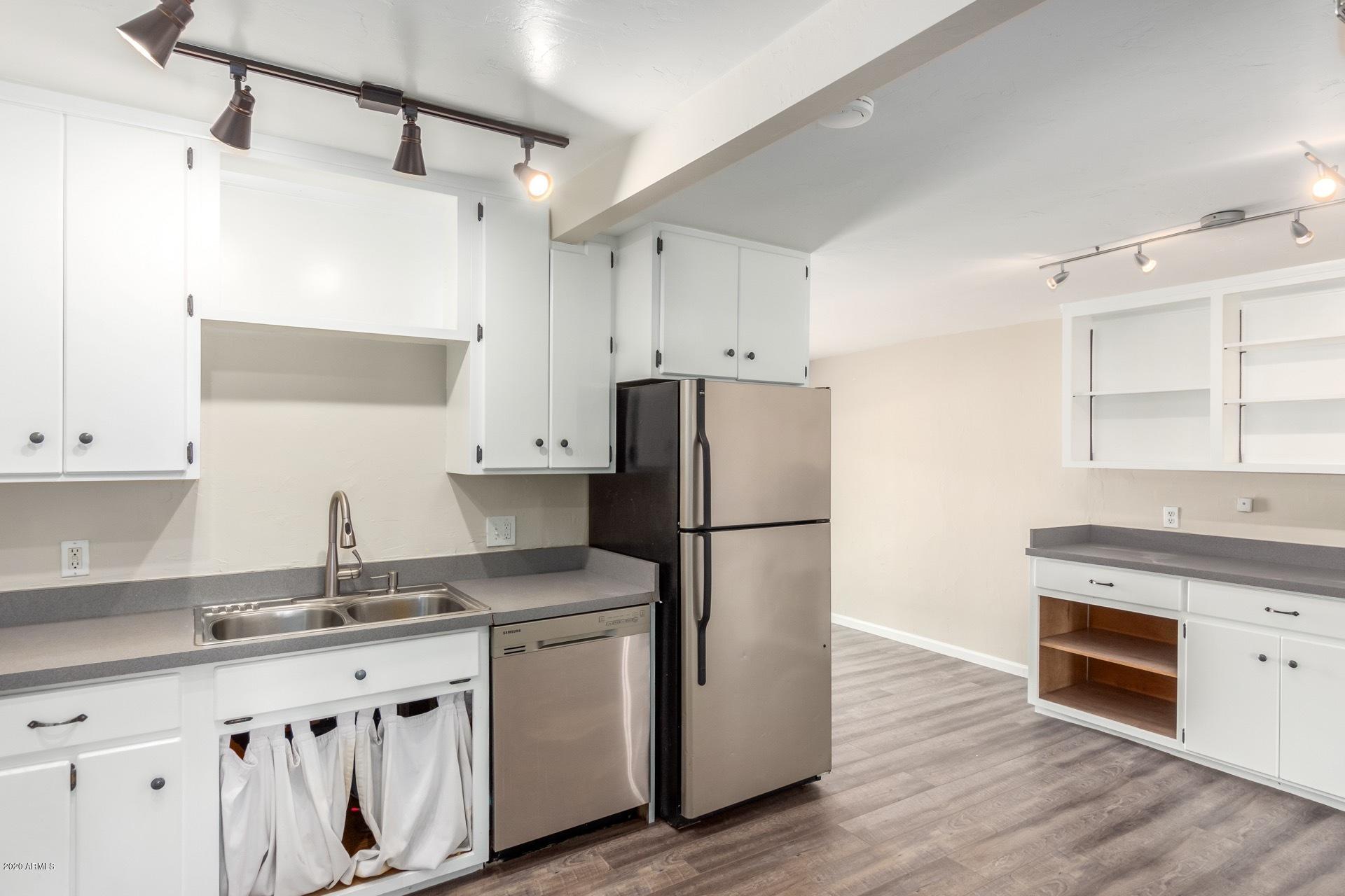 1632 East Cheery Lynn Road Phoenix, AZ 85016 - Photo 16 of 23 0014-Cheery 15