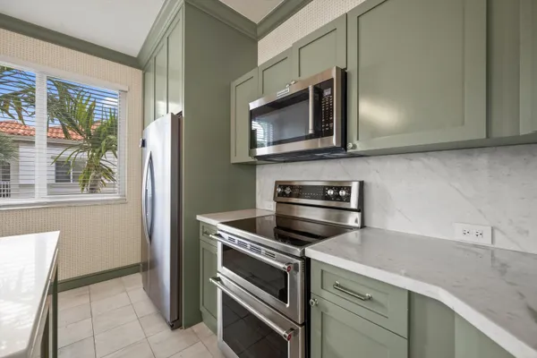 $2,850 | 11023 Legacy Lane, Palm Beach Gardens, FL 33410