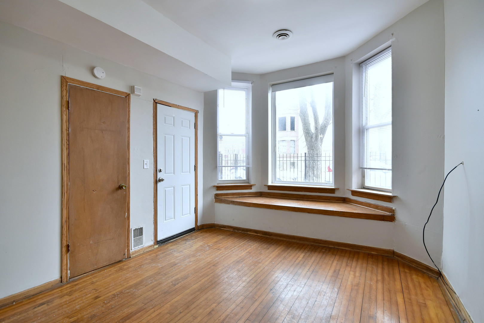 1824 South Springfield Avenue Chicago, IL 60623 - Photo 18 of 21 Gallery Image 18
