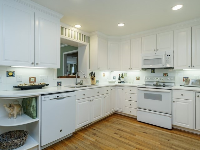 1531 Dellwood Drive Raleigh, NC 27607 - Photo 12 of 30 Photo 12