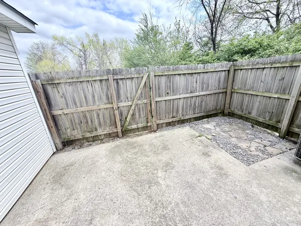 $1,500 | 7005 Alon Babayan Arch, La Vergne, TN 37086