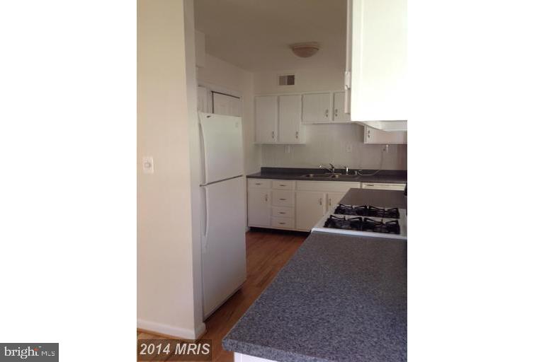1748 Anderson Road Falls Church, VA 22043 - Photo 13 of 21 Gallery Image 13