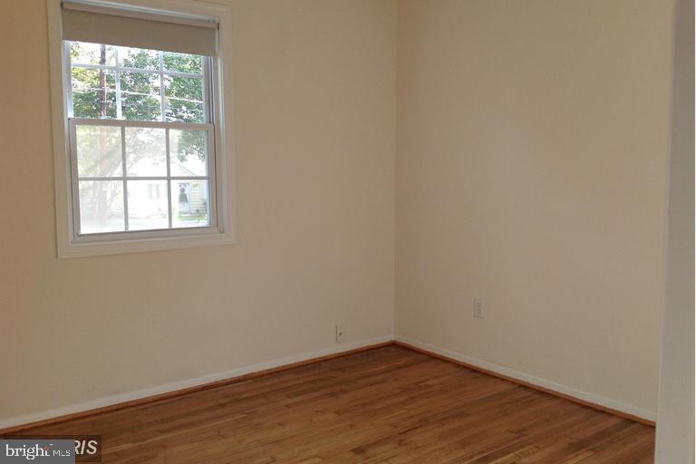 1748 Anderson Road Falls Church, VA 22043 - Photo 6 of 21 Gallery Image 6