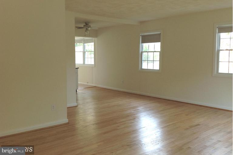 1748 Anderson Road Falls Church, VA 22043 - Photo 8 of 21 Gallery Image 8