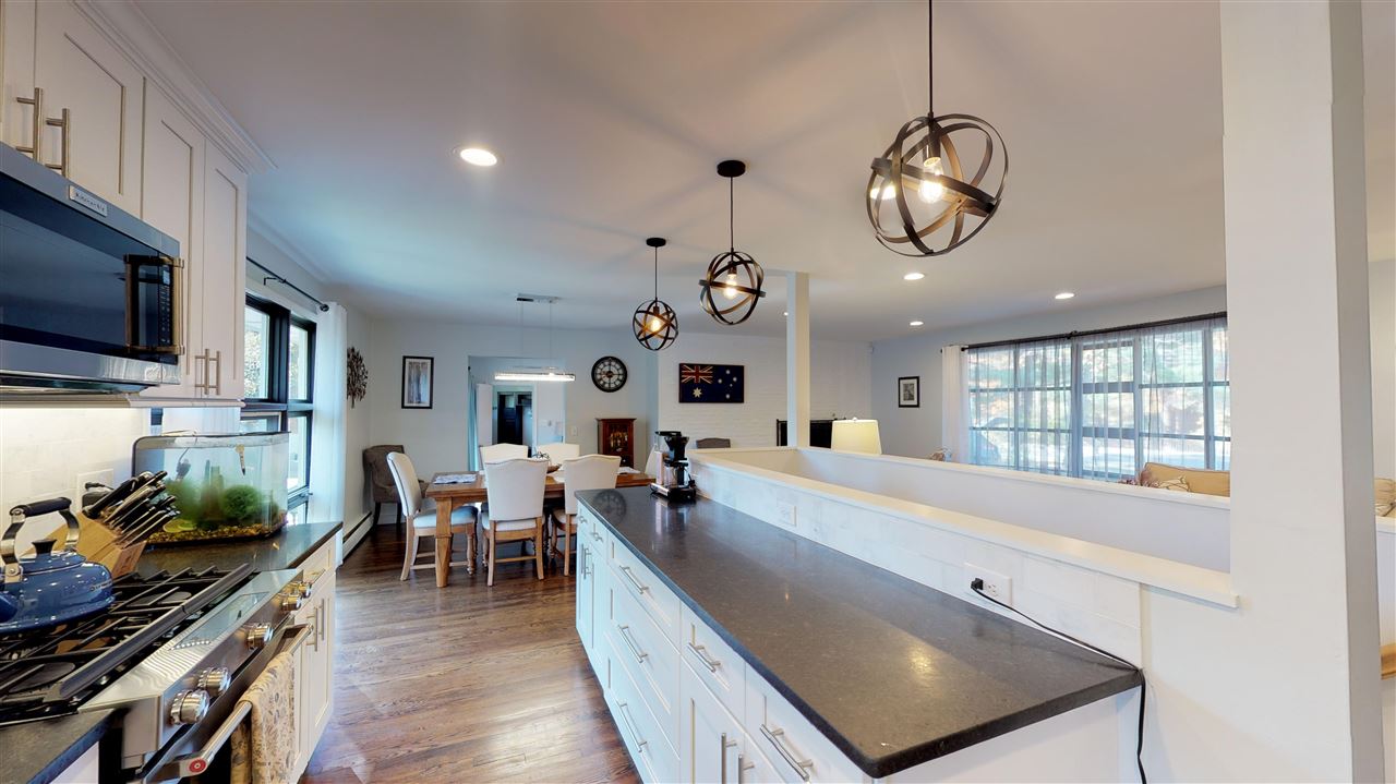135 Exeter Road Hampton, NH 03842 - Photo 9 of 30