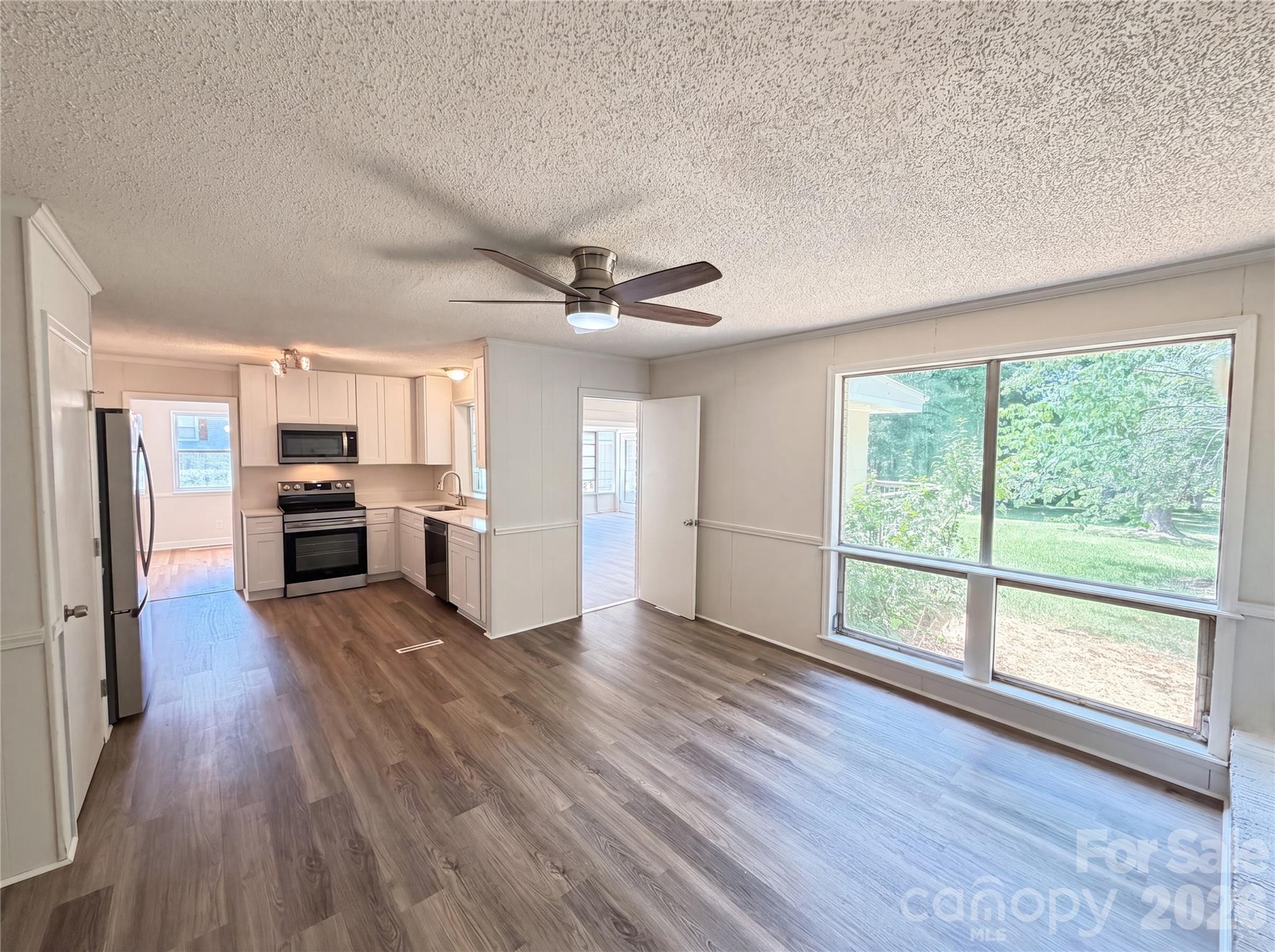 11932 Idlewild Road Matthews, NC 28105 - Photo 5 of 19