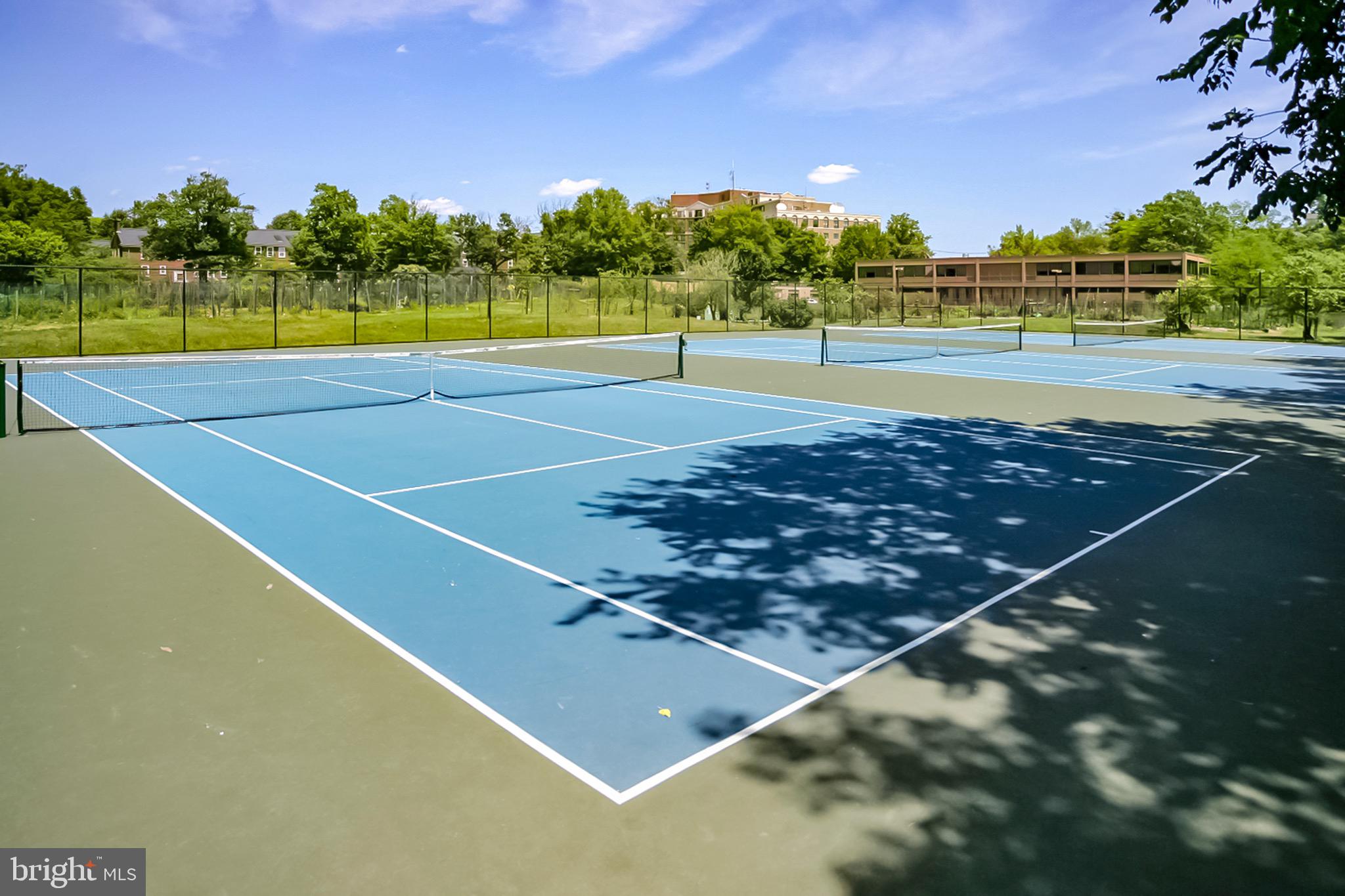 3891 Porter Street Northwest, Unit A301 Washington, DC 20016 - Photo 26 of 32