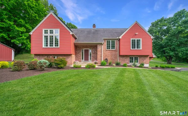 $550,000 | 43 Flynn Lane, Middletown, CT 06457