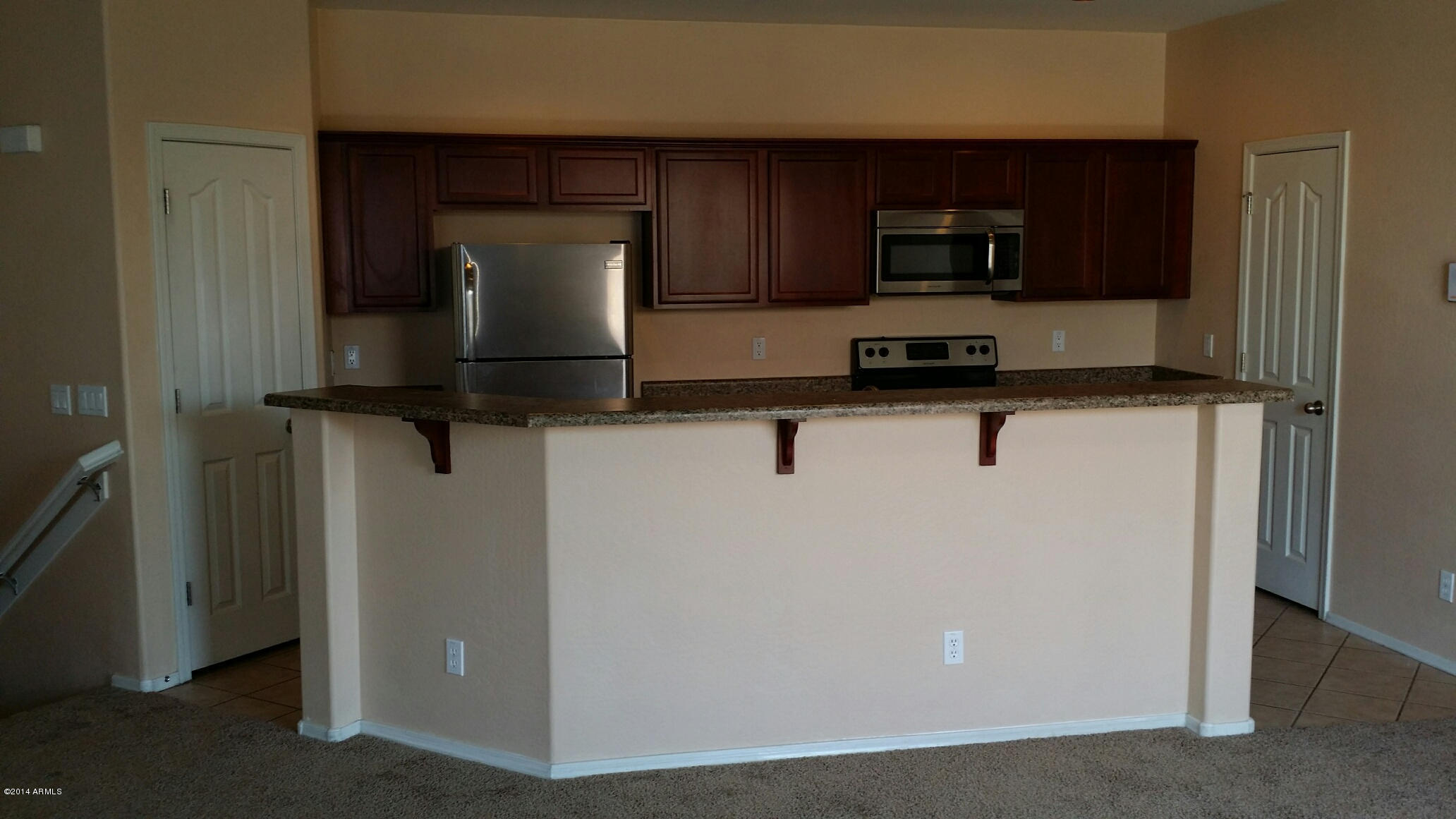 8105 West Groom Creek Road Phoenix, AZ 85043 - Photo 2 of 18 20140527_135804_resized