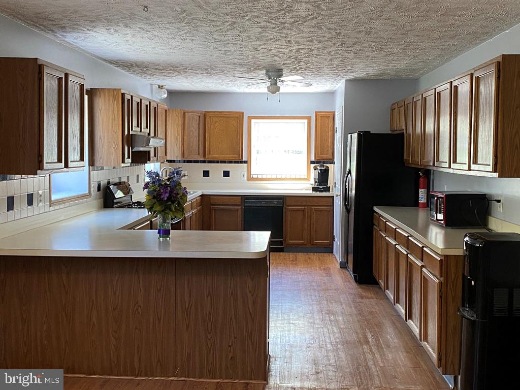 4442 Remount Road Front Royal, VA 22630 - Photo 10 of 28 Kitchen
