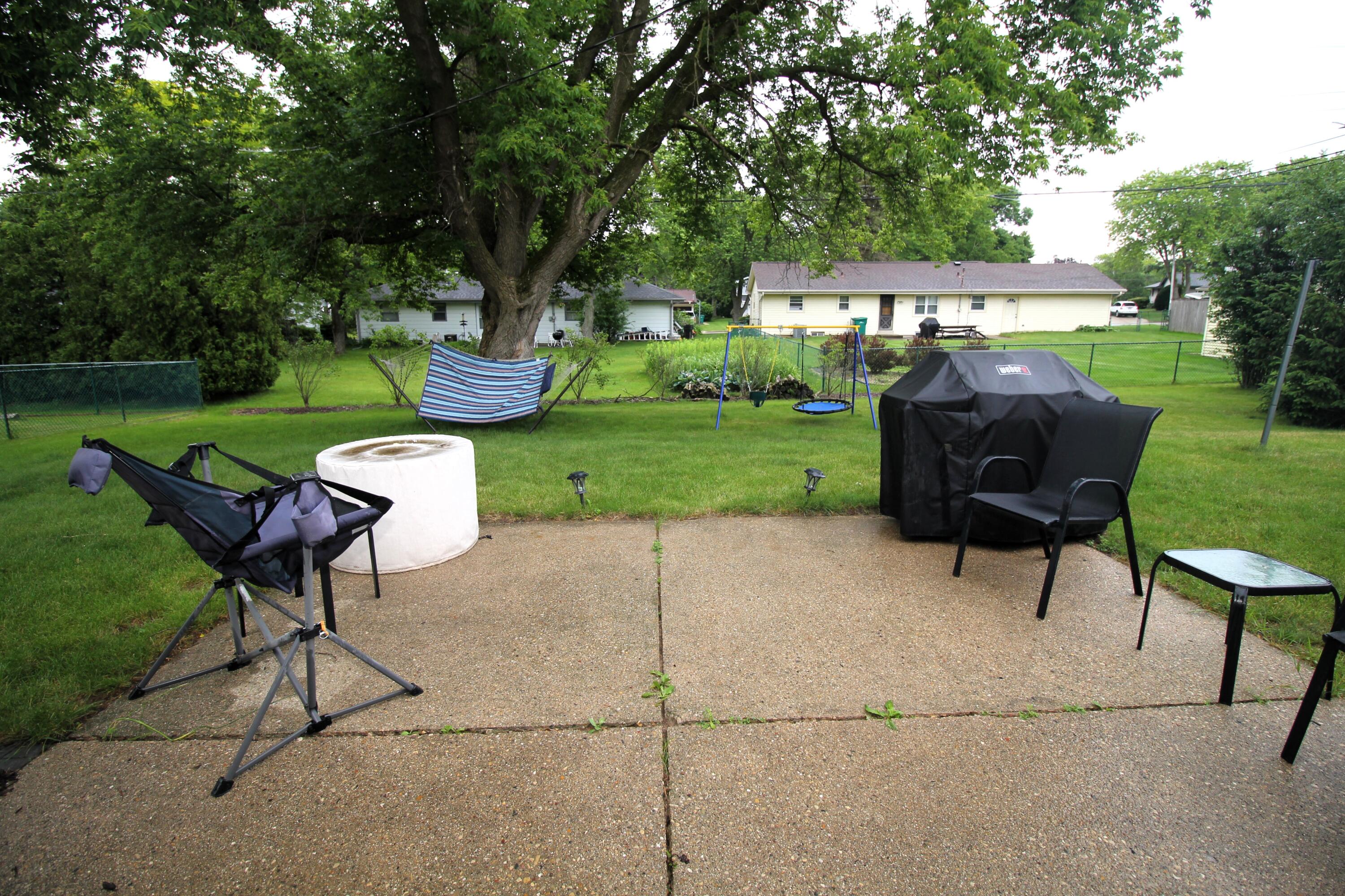 W174N9446 Joper Road Menomonee Falls, WI 53051 - Photo 26 of 32 Patio