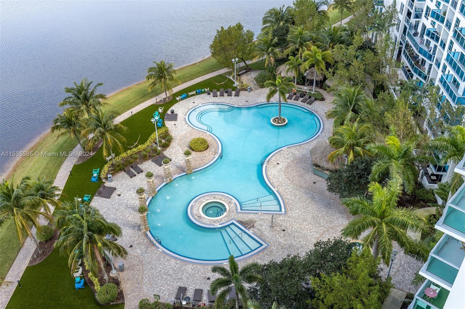 2681 North Flamingo Road, Unit 1405S Sunrise, FL 33323 - Photo 10 of 28 an aerial view of a house with outdoor space and sitting area