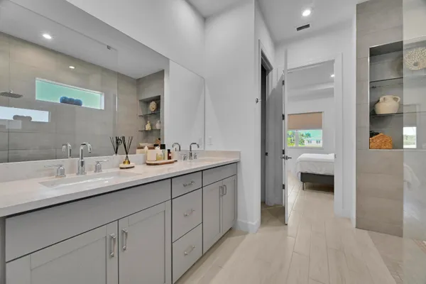 $4,100 | 14185 Southwest Daphne Street, Port St. Lucie, FL 34987