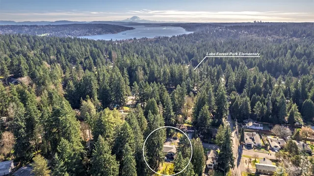 $1,195,000 | 3718 Northeast 189th Place, Lake Forest Park, WA 98155