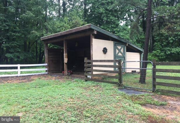100 Reckord Road Fallston, MD 21047 - Photo 27 of 30 Run-in Shed