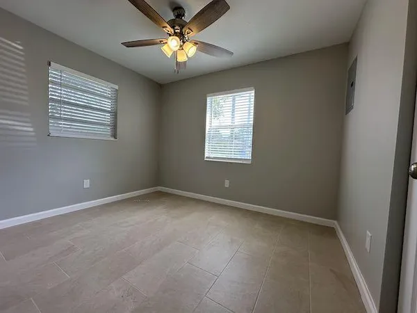 $2,000 | 3517 Windsor Avenue, West Palm Beach, FL 33407