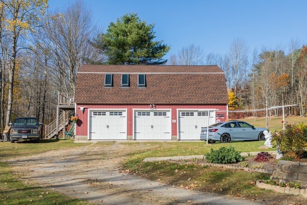 280 Stone Street Gardner, MA 01440 - Photo 17 of 28