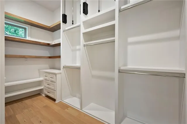 $899,950 | 17371 Northwest County Road 1501, Archie, MO 64725