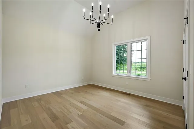 $899,950 | 17371 Northwest County Road 1501, Archie, MO 64725