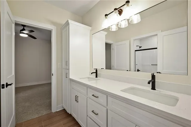 $899,950 | 17371 Northwest County Road 1501, Archie, MO 64725